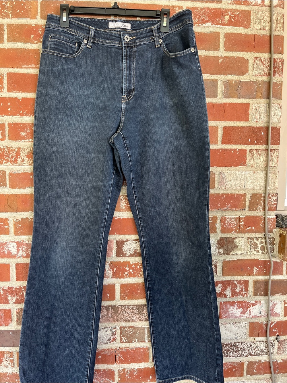 Chico’s Size 2 Platinum Jeans